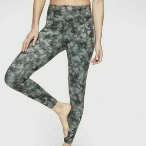 Athleta Women's Gray Blue Tie Dye Salutation Yoga 7/8 Legging S